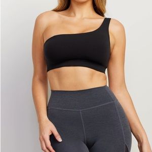 Stori Unscripted Sports Bra Sz 6 BNWT